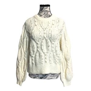 Boundary & Co. Crewneck Cable Knit Sweater. White. Medium